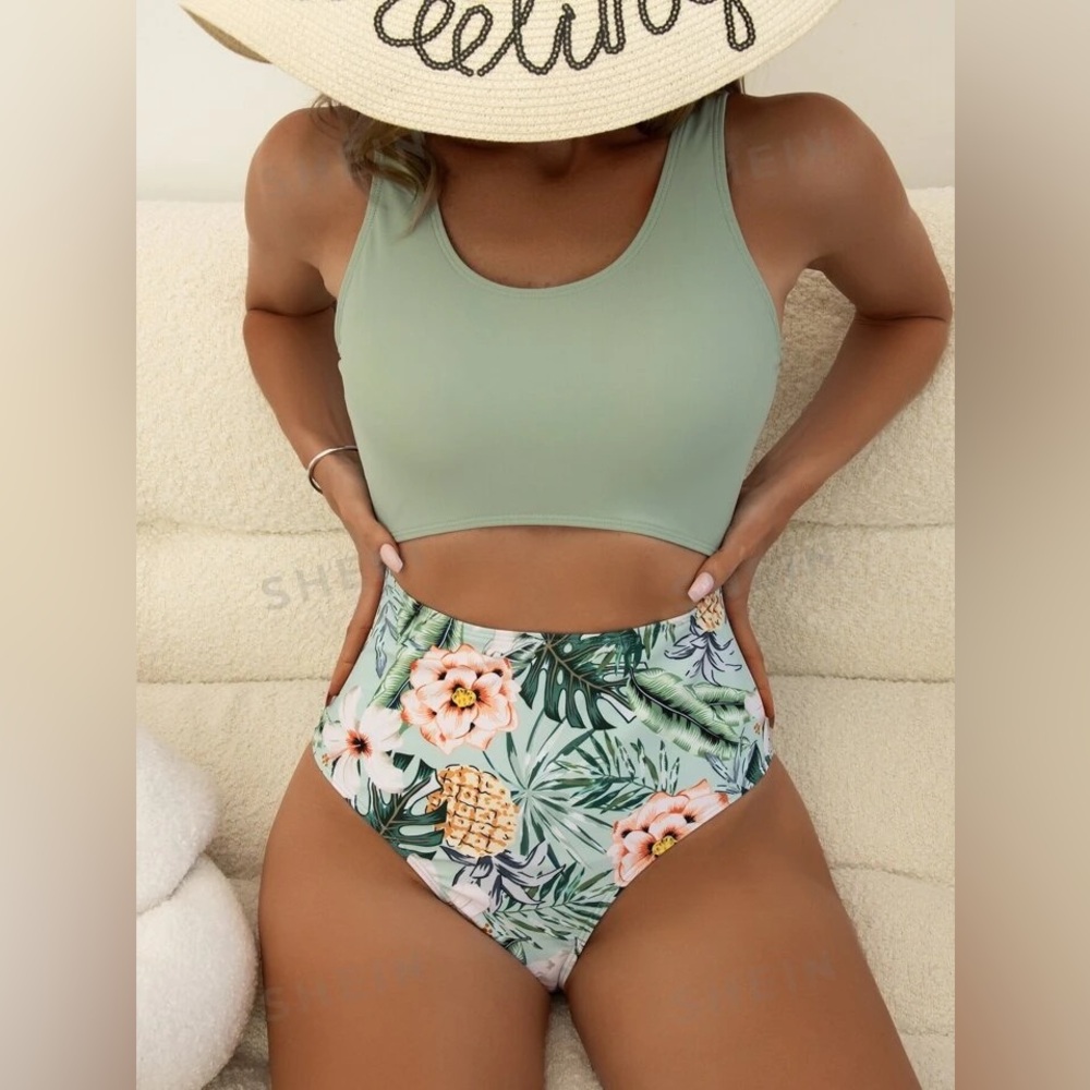 SHEIN Green Tropical Print Cut-Out One Piece Swimsuit Size Large NEW